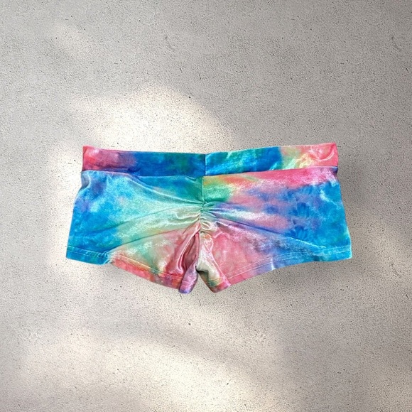 iHeartRaves Y2k Rainbow Velvet Micro Booty Shorts - Picture 1 of 3